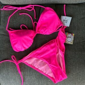 O. P. Hot Pink Bikini! 👙 Top size Large (11-13). Padded. Bottoms Medium(7-9).